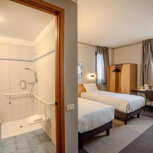 Twin Room - Accessible
