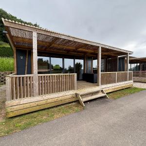 Deluxe Bungalow