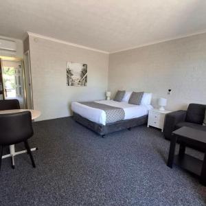 Executive Queen Room