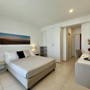 Superior Double Room with Front Sea View