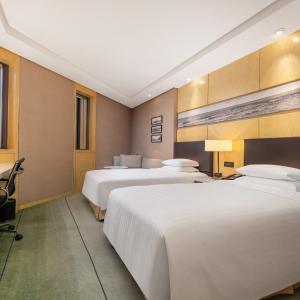 Twin Room with Shower