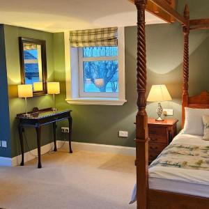 Deluxe Suite with Sea View