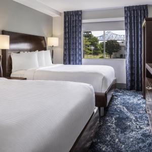 Luxury Room 2 Queens Smoking Newly Renovated