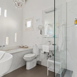 Junior Suite (2 Adults)
