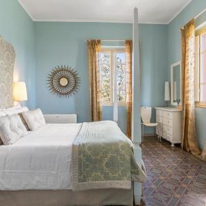 Superior Double Room with Valley View