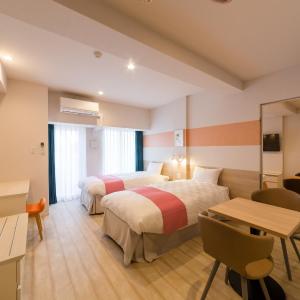 Connecting Room