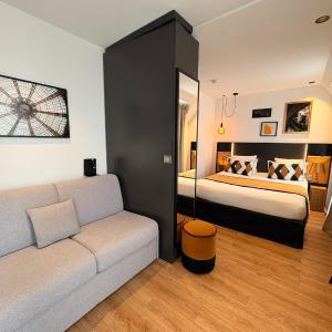 Junior Suite with Pool Access