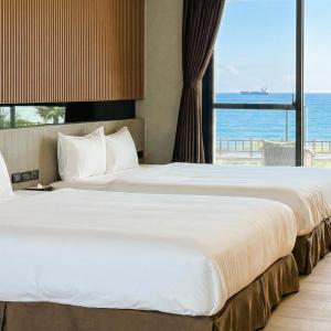 Quadruple Room with Sea View