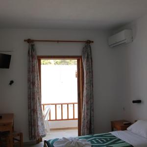 Triple Room with Balcony