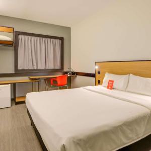 Standard Room - Mobility Accessible