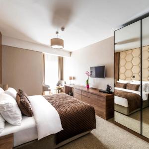 Comfort King Room