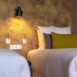Family suite with balcony