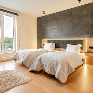 Twin Room with Balcony