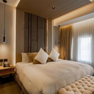 King Suite with Whirlpool - Second Floor