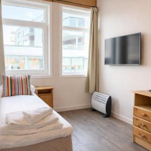 Small Single Room without kitchen