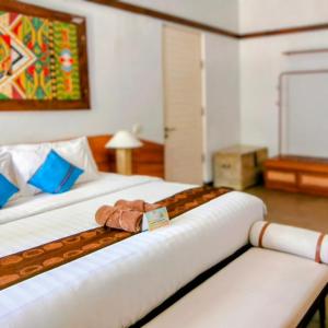 Double Room with Pool View