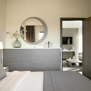 Deluxe Family Room (2 Adults + 2 Children)