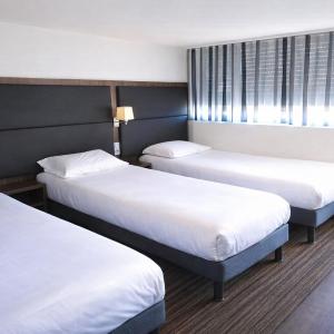 Standard Room - 3 Single Beds
