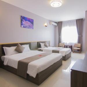 Triple Room with Sea View