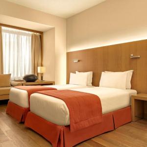 Standard Double Room Mobility Accessible