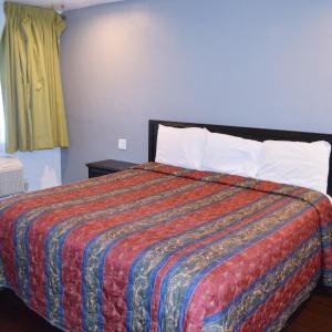 King Room - Non-Smoking
