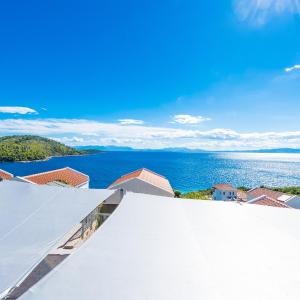  Sea View Triple Room Elevated Ground Floor