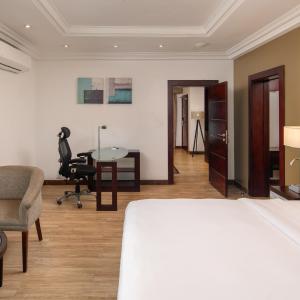One-Bedroom Junior Suite