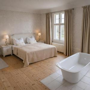 Junior Suite with Balcony