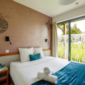 Standard Double or Twin Room with Garden View
