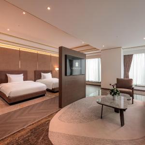 Suite with City View