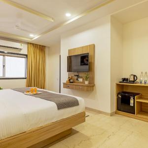 Luxury Triple Room