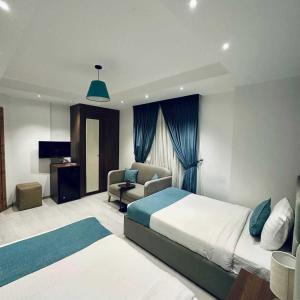 Deluxe Double or Twin Room