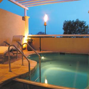Suite with Private Pool and Open-Air Bath