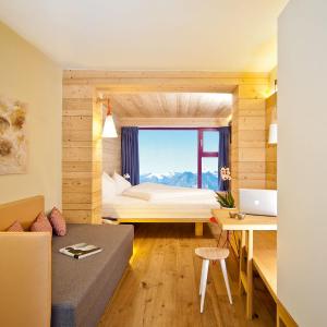 Double Room with Mountain View