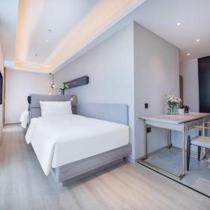 Enjoy Twin Room
