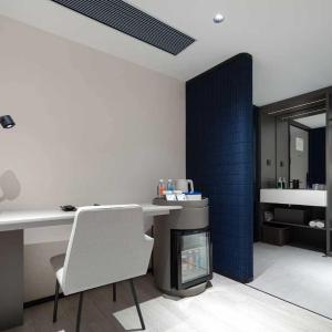 Super Double Room