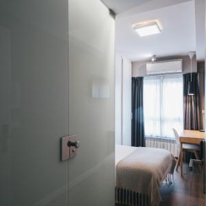 Single Room - No Daily Cleaning