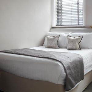 Cozy Double Room