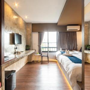 Deluxe Triple Room