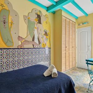 Single Room with Private Bathroom