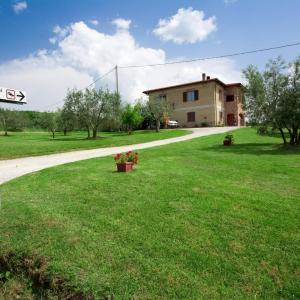 One-Bedroom Apartment - Separate building with Garden view 