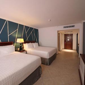 Standard Room with Two Queen Beds