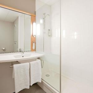 Standard Double Room with Two Double Beds