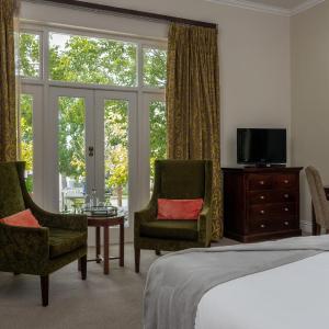 Luxury Double Room with Patio