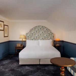 Signature Room