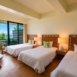 Club Deluxe Room with Ocean View and Lounge Access - Non-Smoking