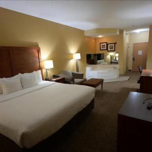 King Room with Whirlpool - Non-smoking