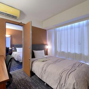 Connecting Rooms (2 Single Rooms) - Non-Smoking