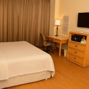 King Room - Non-Smoking