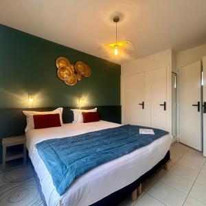 Double or Twin Room with Balcony or Veranda
